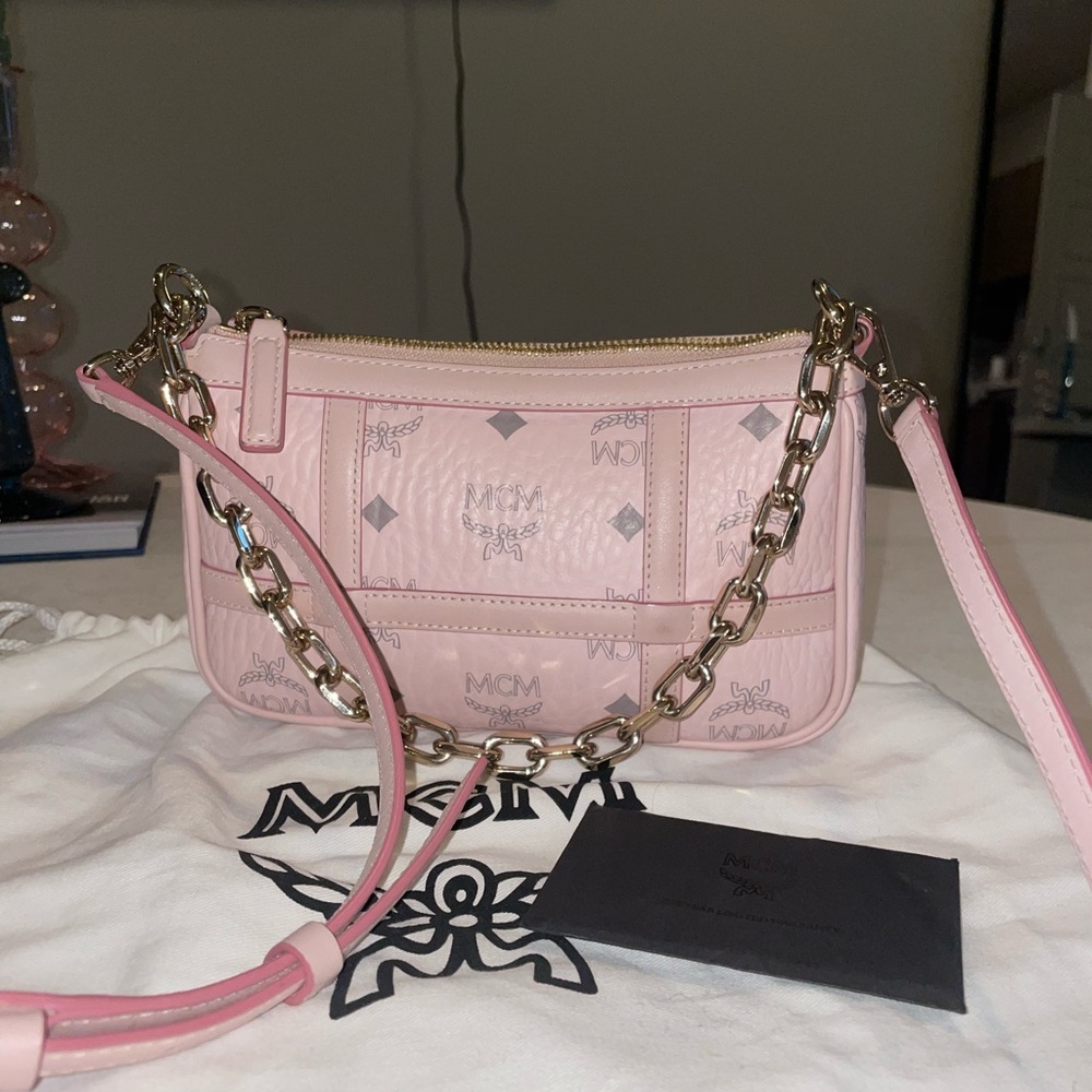 COPY - MCM Delmy Shoulder bag Visetos AUTHENTIC